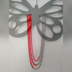 Red and silver Short necklace